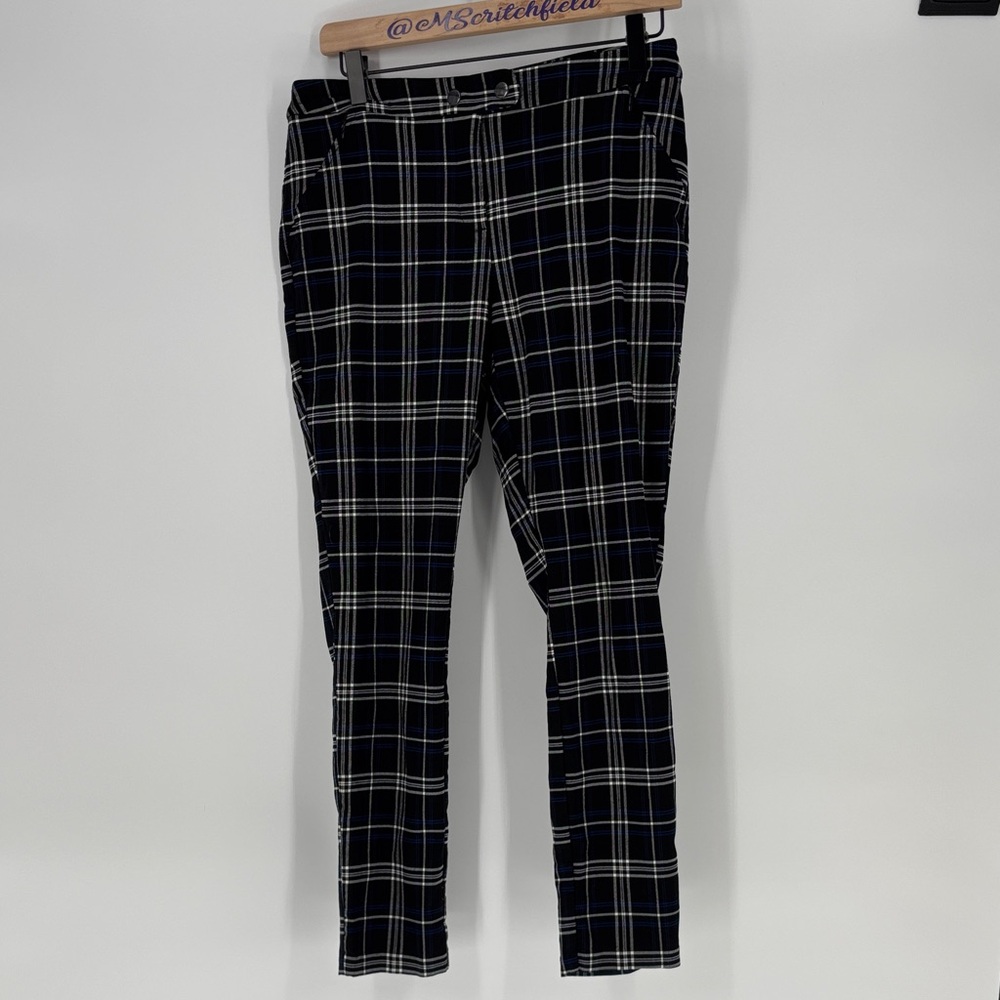 Cleo Petites 8P 8 petite  Black and White Plaid ankle  Pants